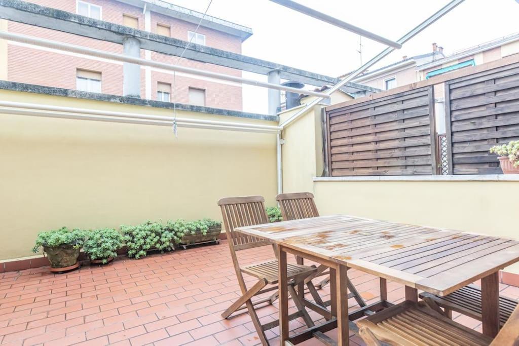 Tiarini 14 Apartment โบโลญญา ภายนอก รูปภาพ